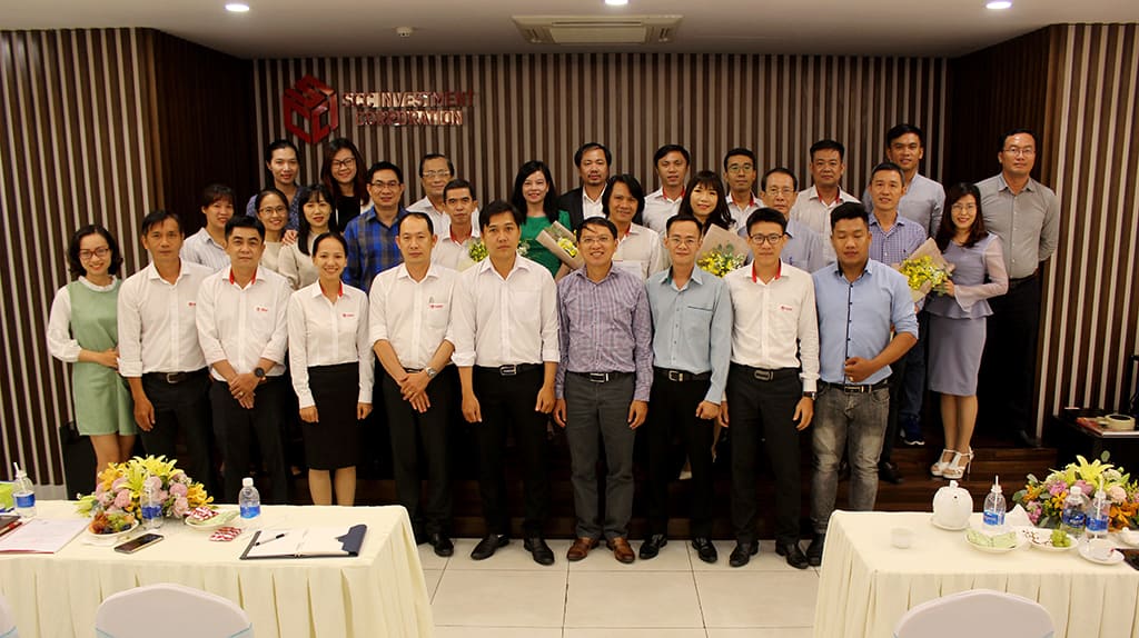 CHUNG TAY VƯỢT QUA DỊCH COVID-19, PHÁT TRIỂN BỀN VỮNG CÙNG CỘNG ĐỒNG